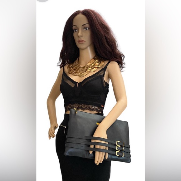 Sandra Cadavid Kiya clutch - Picture 12 of 14